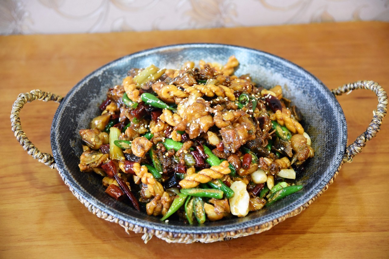 JDB电子-冰菜的功效与禁忌是什么?冰菜要怎么吃?(图2) JDB电子游戏官网