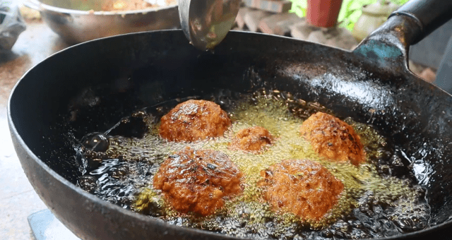 
红烧狮子头这样做最经典 注意这点肉质细嫩鲜美 鲜味营养又解馋“JDB电子试玩网页版”(图5)