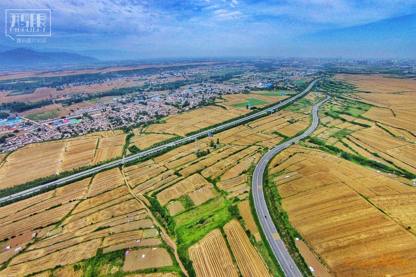 曼联球迷怒了:主场抗议高层!58分钟将集体早退:JDB电子(图3) JDB电子